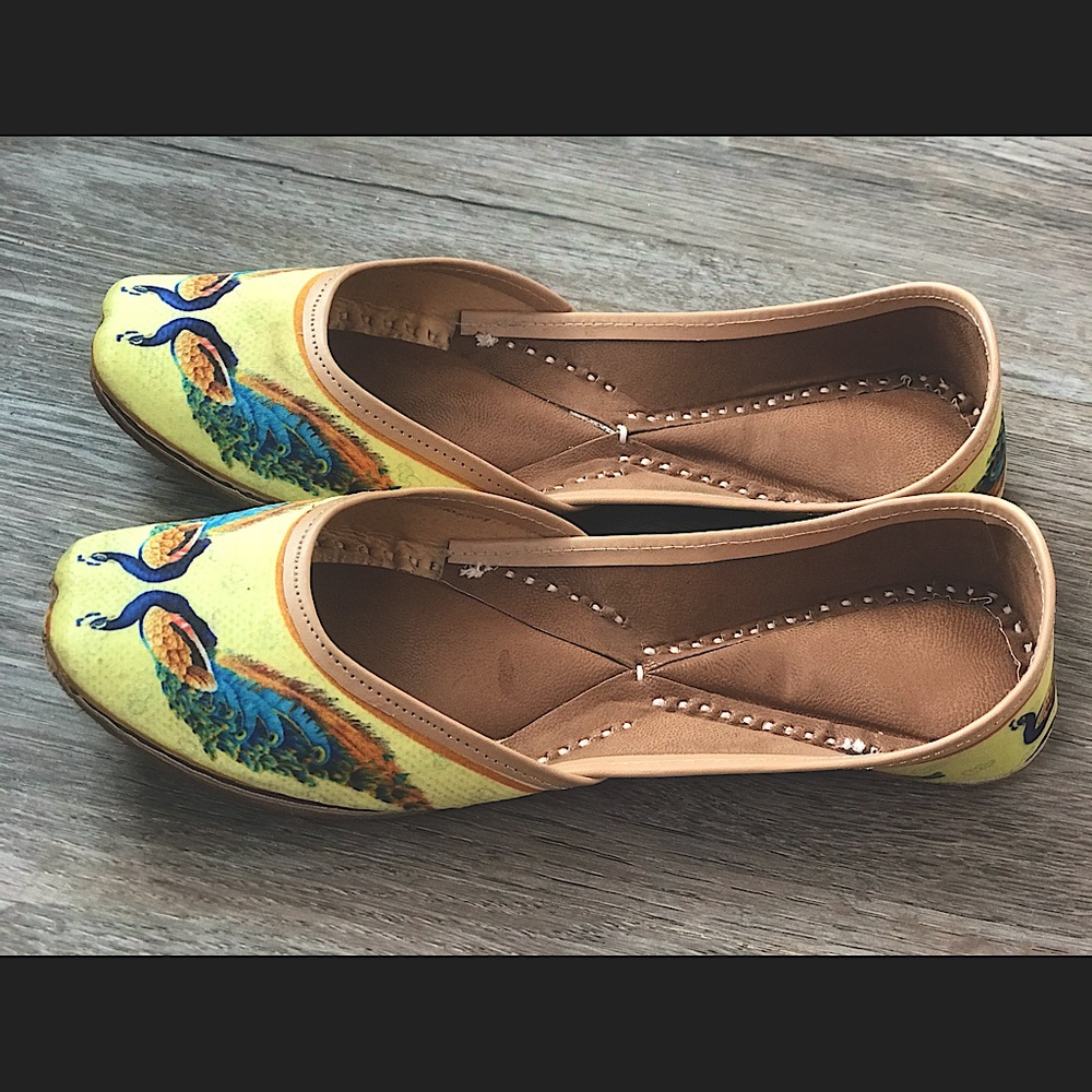 Women’s Flat Shoes (Spring and Summer Collection)
